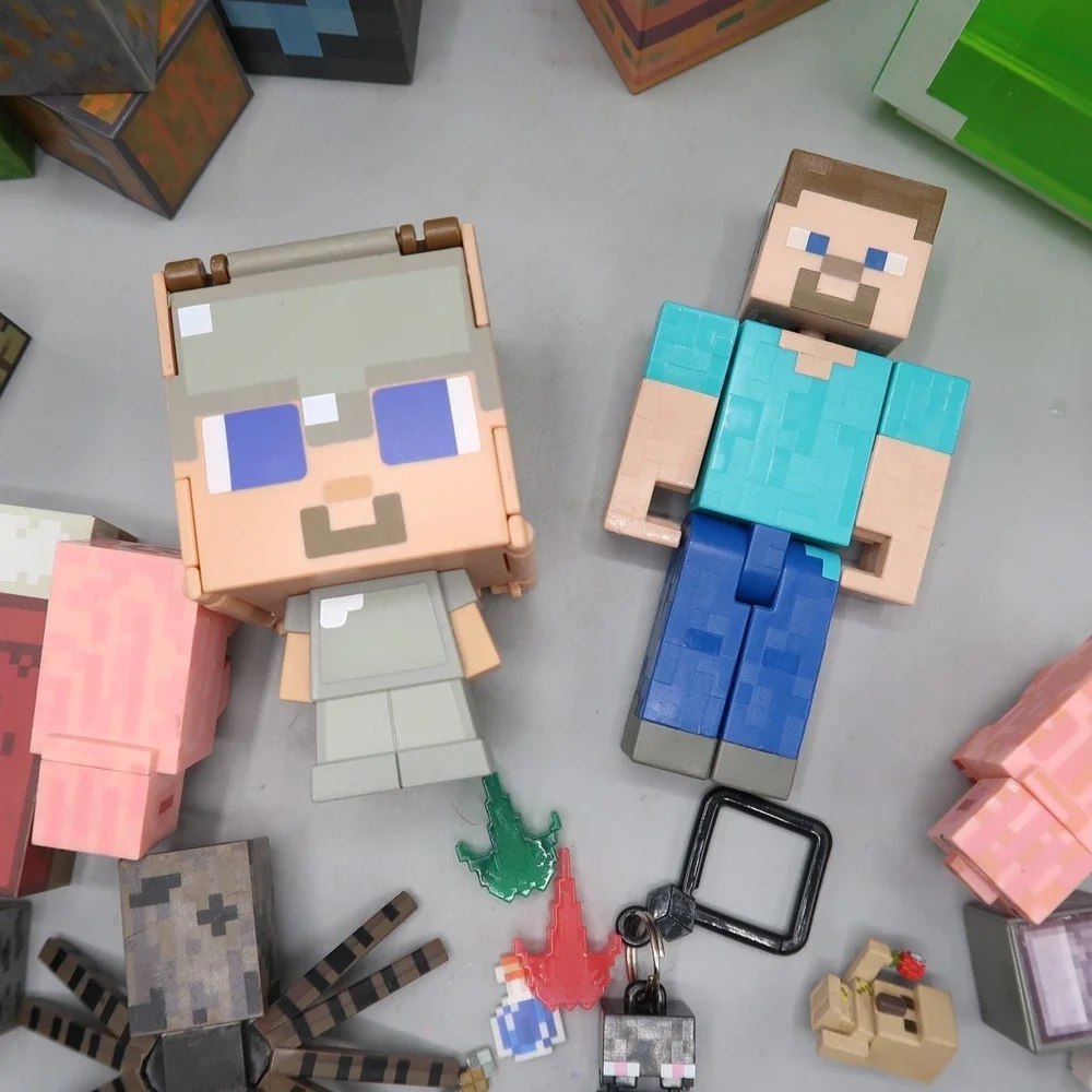 Minecraft Toy Action Figure & Accessories Toy Lot Spider Blocks Weapons